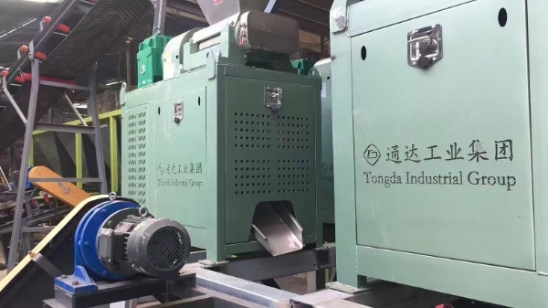 貴州興義融雪劑生產線調試 (2).jpg